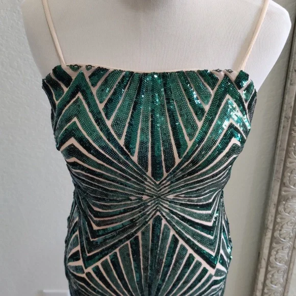 Lulu's Gatsby green sequin dress - Picture 4 of 8